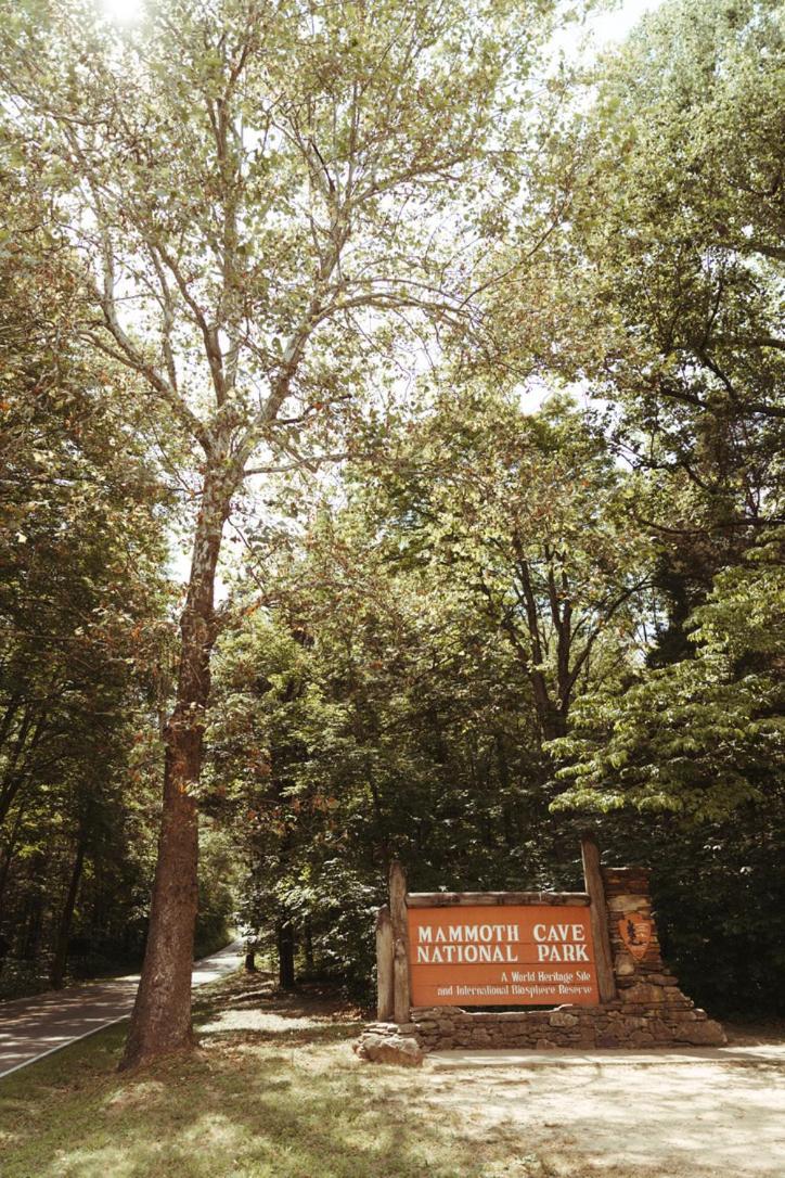 Mammoth Cave Lodge And Cabins Екстериор снимка