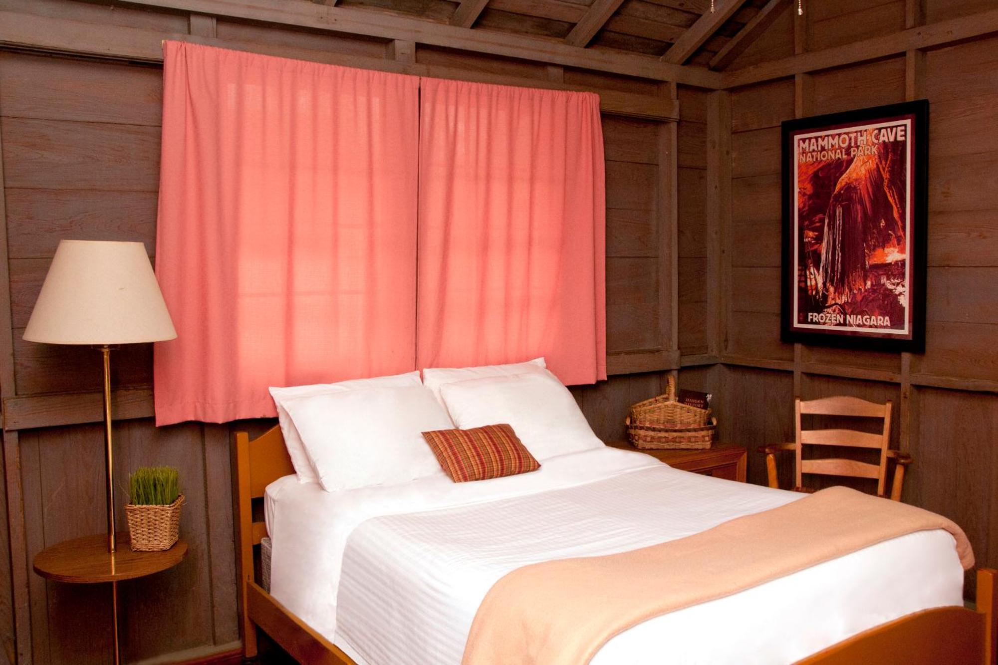 Mammoth Cave Lodge And Cabins Екстериор снимка